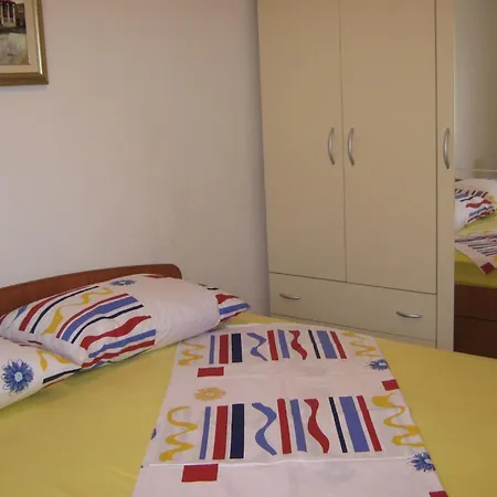 Beachfront Mastrinka With Sea View - Three Bedroom With Terrace And Sea View * Trogir