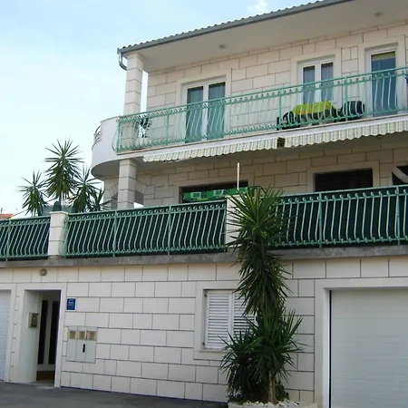 Apartment Beachfront Mastrinka With Sea View - Three Bedroom With Terrace And Sea View